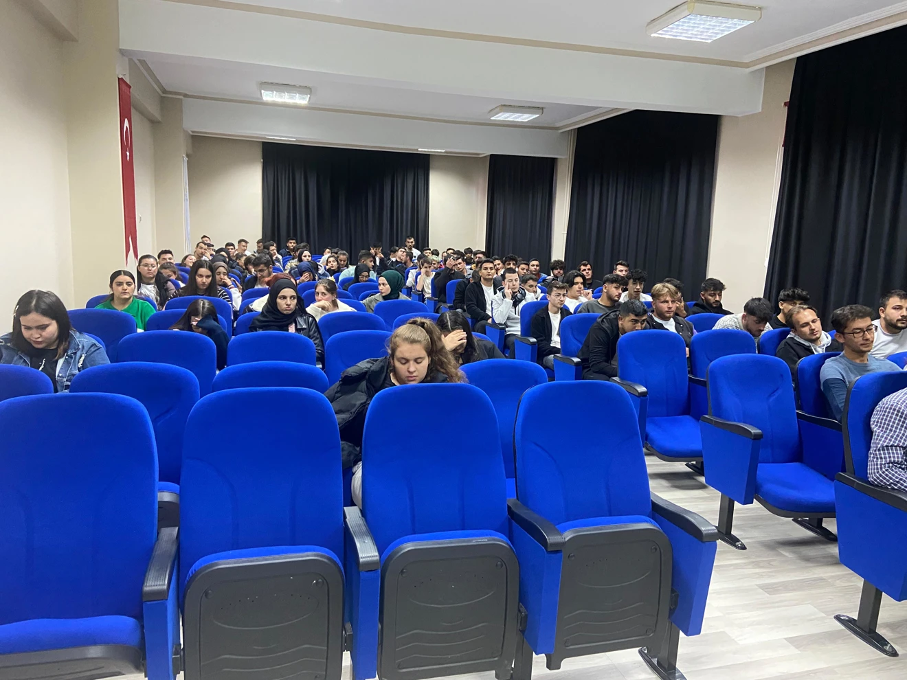 "Akıllı İlaç Kullanımı ve Sağlıklı Beslenme" Konulu Konferasımız